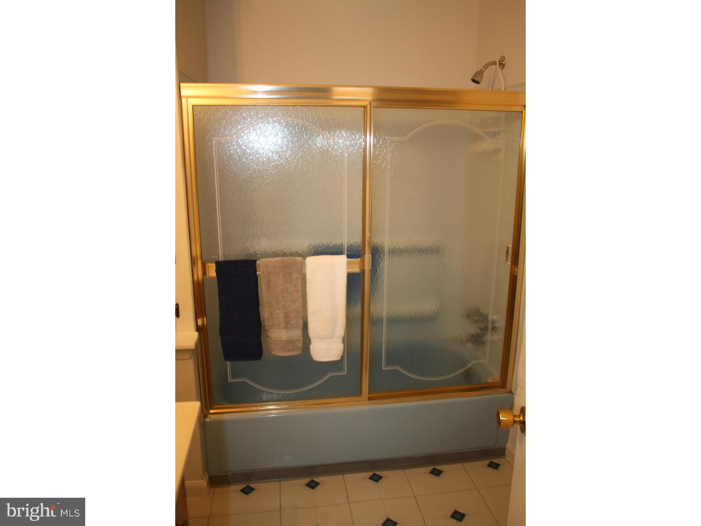9909 Wingtip Road Philadelphia, PA 19115 - Photo 15 of 18 Gallery Image 15