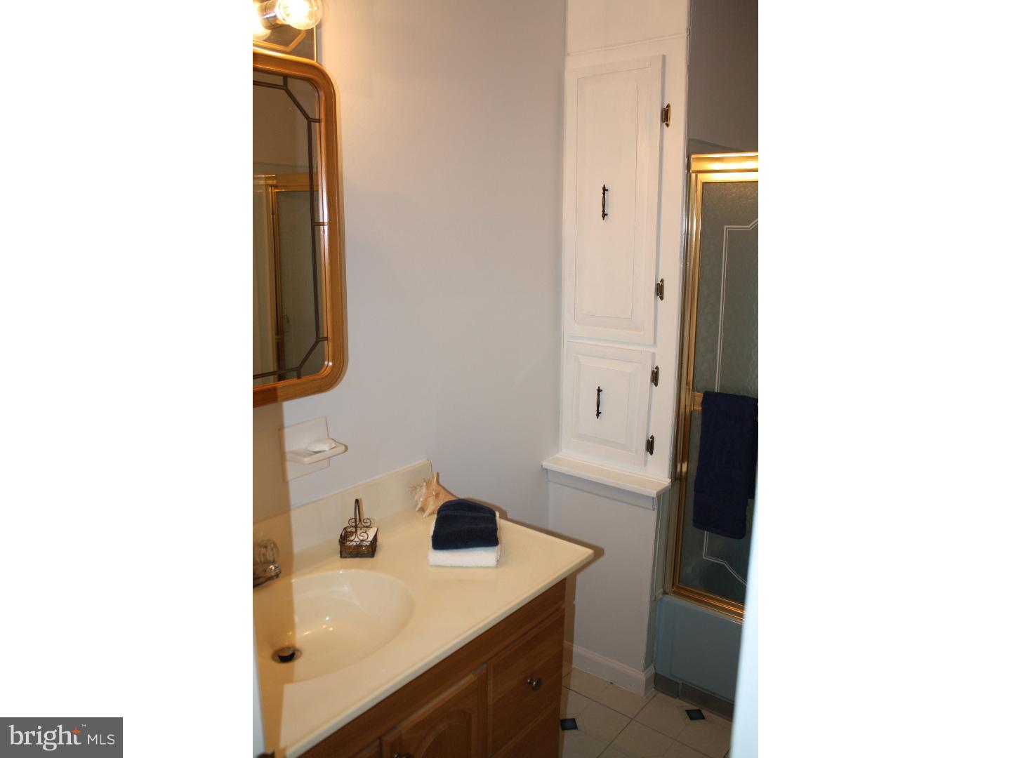 9909 Wingtip Road Philadelphia, PA 19115 - Photo 16 of 18 Gallery Image 16