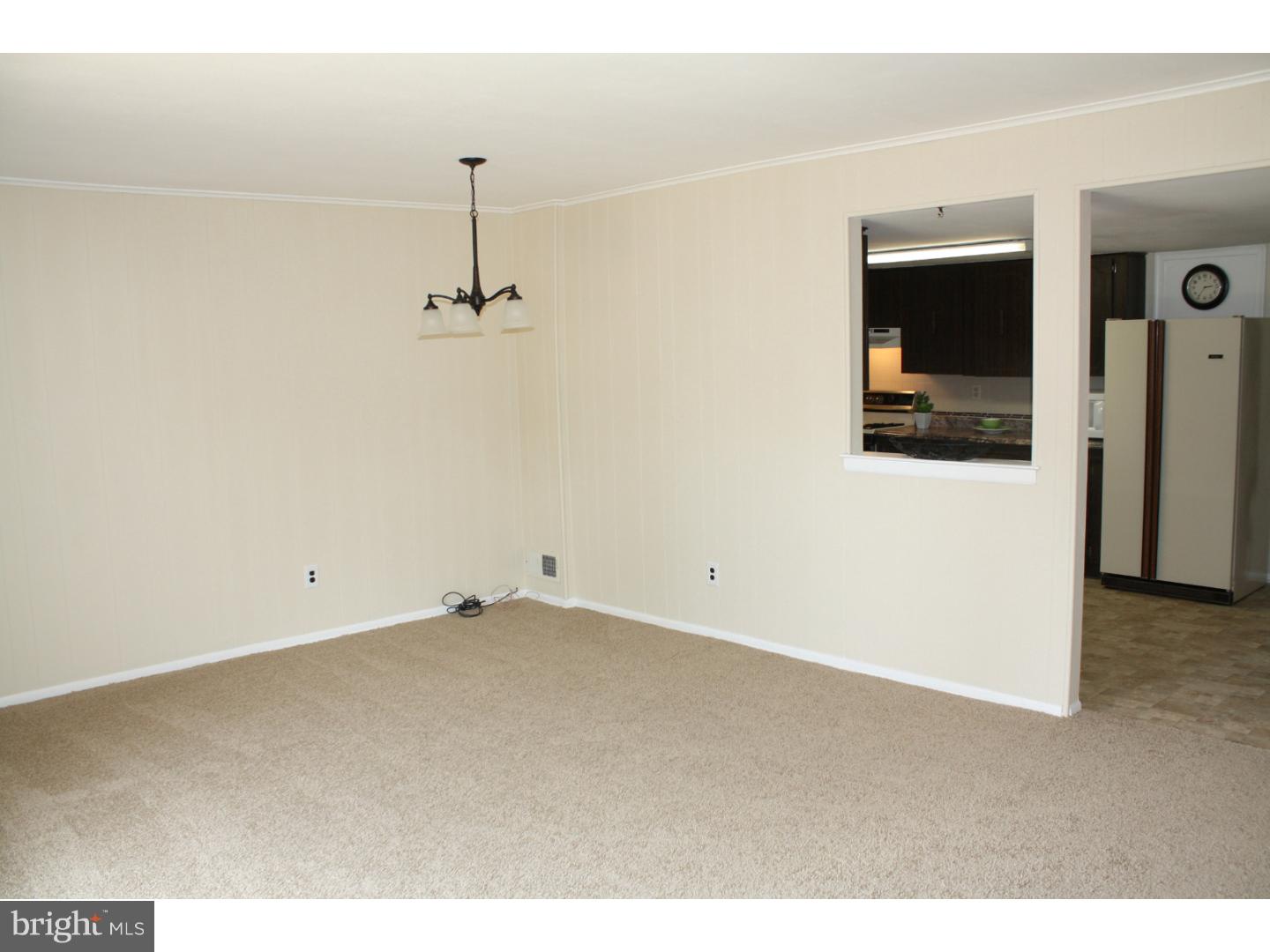 9909 Wingtip Road Philadelphia, PA 19115 - Photo 3 of 18 Gallery Image 3