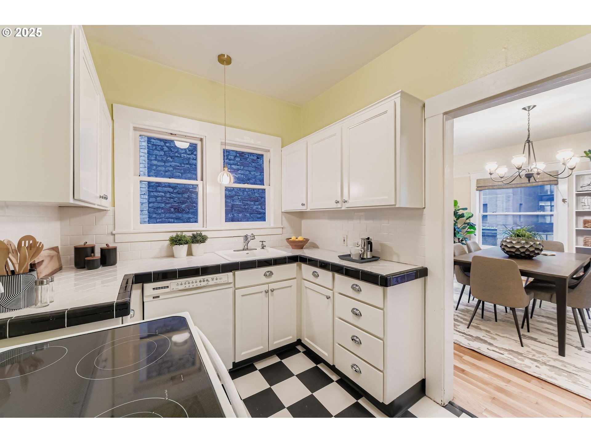 2127 Northwest Irving Street, Unit 202 Portland, OR 97210 - Photo 13 of 25 Kitchen/Dining Room