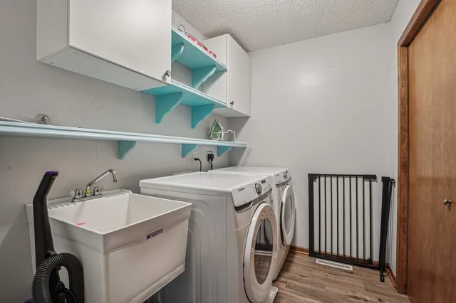 $297,500 | 151 Stallion Lane, Circle Pines, MN 55014