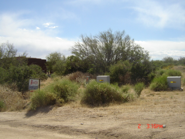 168th St Frontage
