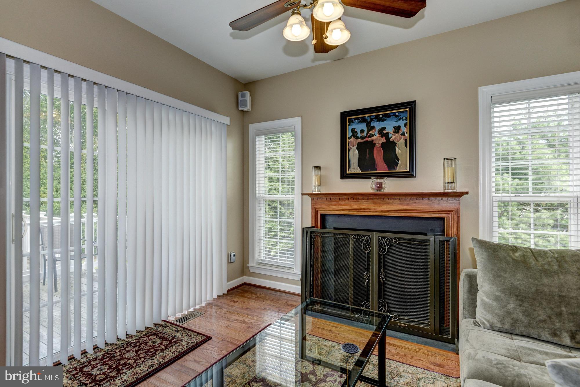 2312 Abby Road Edgewater, MD 21037 - Photo 11 of 38 Sliders to deck