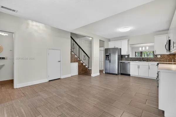 $3,450 | 8855 Southwest 62nd Terrace, Unit 10J, Miami, FL 33173