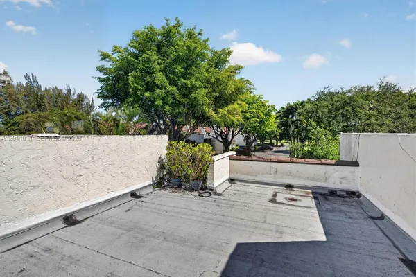 $3,450 | 8855 Southwest 62nd Terrace, Unit 10J, Miami, FL 33173