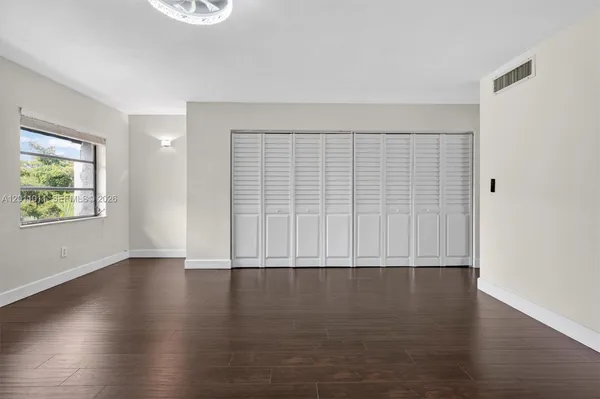 $3,450 | 8855 Southwest 62nd Terrace, Unit 10J, Miami, FL 33173