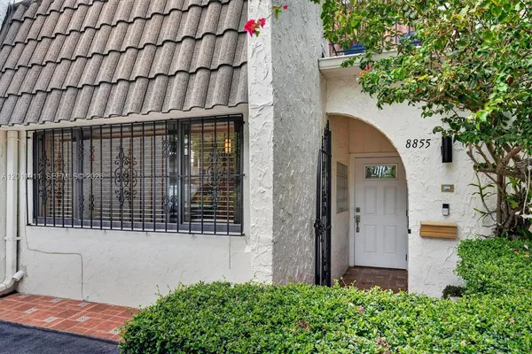 $3,450 | 8855 Southwest 62nd Terrace, Unit 10J, Miami, FL 33173