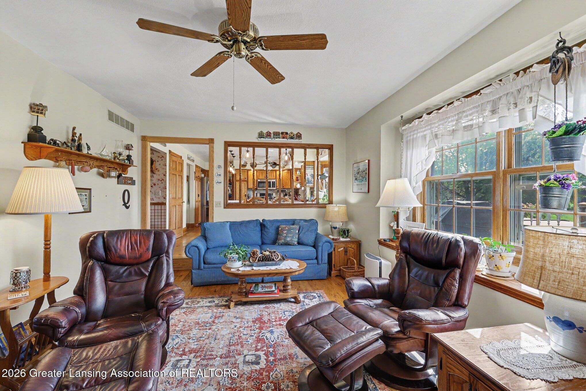 1505 Stillman Road Mason, MI 48854 - Photo 13 of 37 Family Room