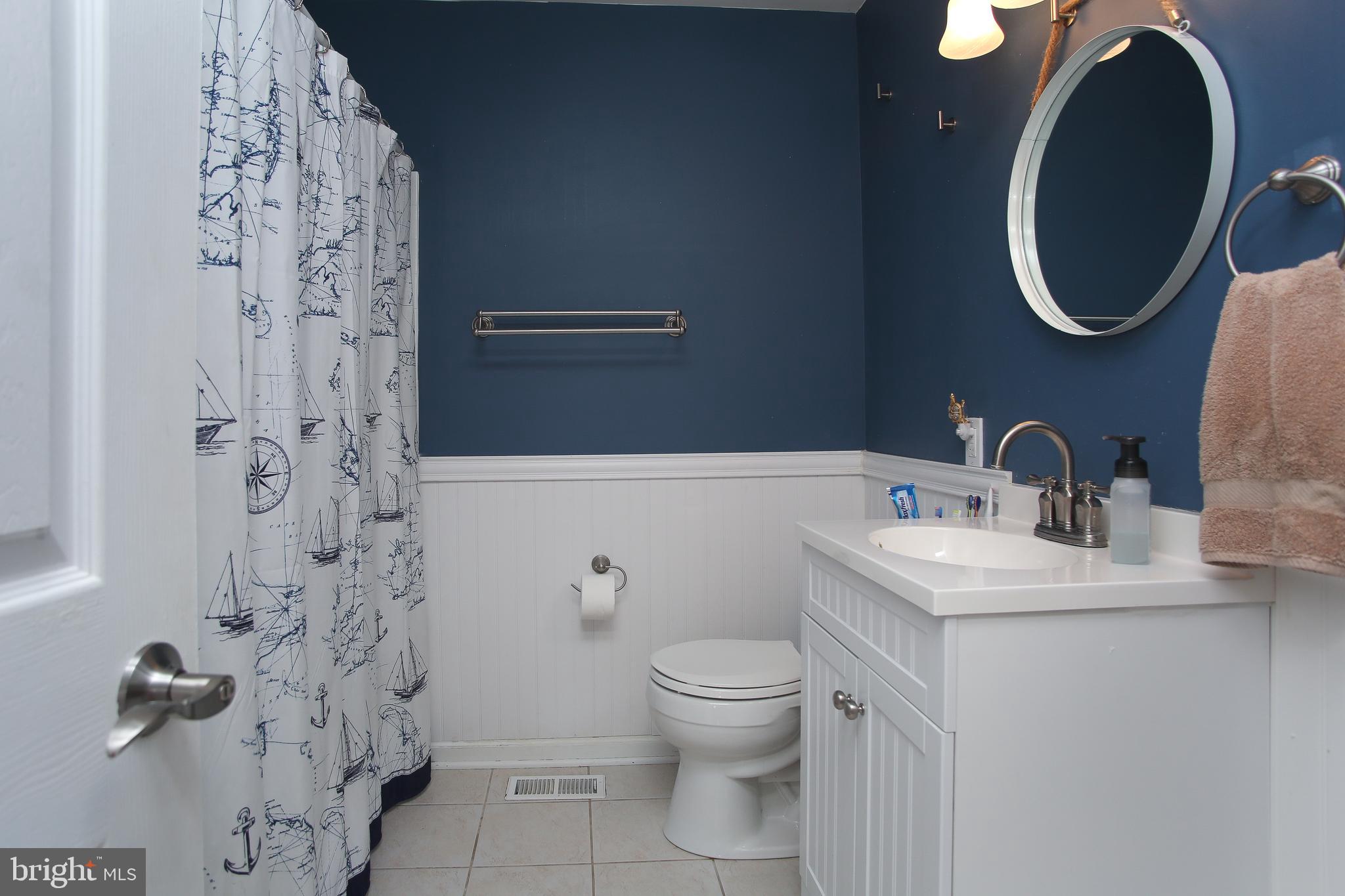 5518 Rinker Circle, Unit 331 Doylestown, PA 18902 - Photo 14 of 24 Updated full bath w/ wainscoting