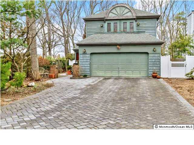 2403 River Road Point Pleasant, NJ 08742 - Photo 2 of 25 a view of a house with a yard