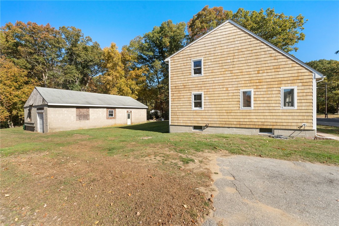 3491 Flat River Road Coventry, RI 02816 - Photo 2 of 35