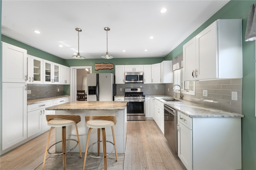 3491 Flat River Road Coventry, RI 02816 - Photo 8 of 35