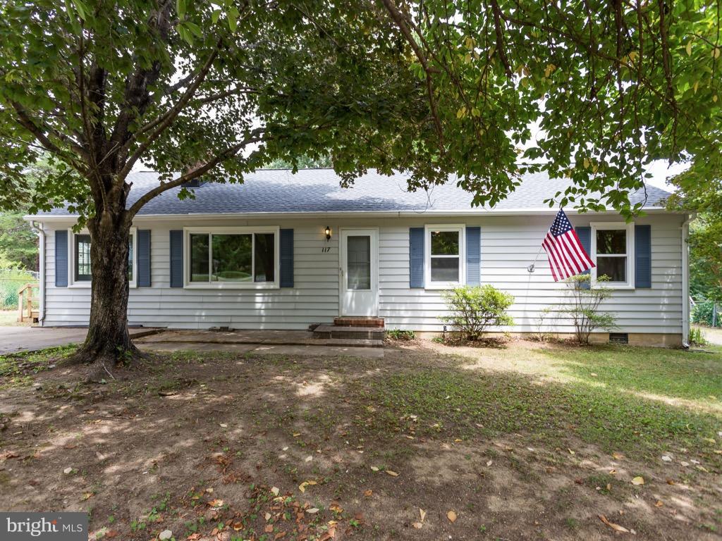 117 Choptank Road Stafford, VA 22556 - Photo 2 of 30 NEW WINDOWS AND ROOF!!