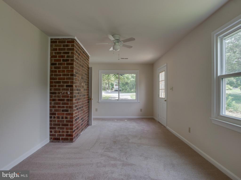 117 Choptank Road Stafford, VA 22556 - Photo 14 of 30 Family Room Could Be Used As Large 4th Bedroom!