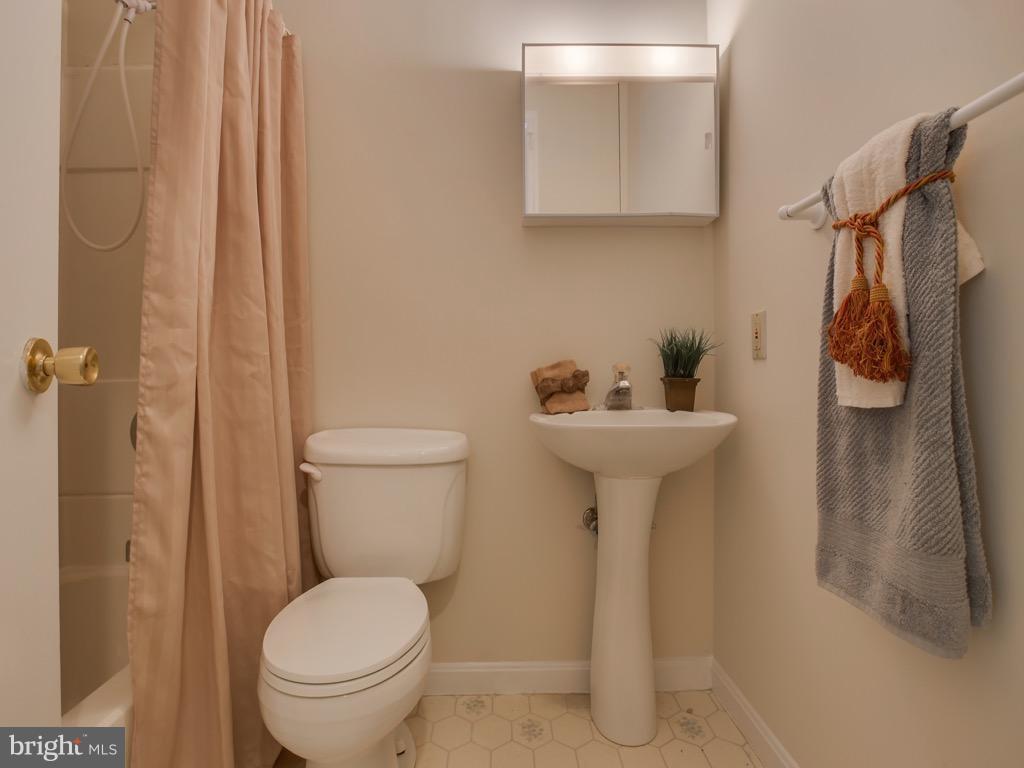 117 Choptank Road Stafford, VA 22556 - Photo 21 of 30 Bath