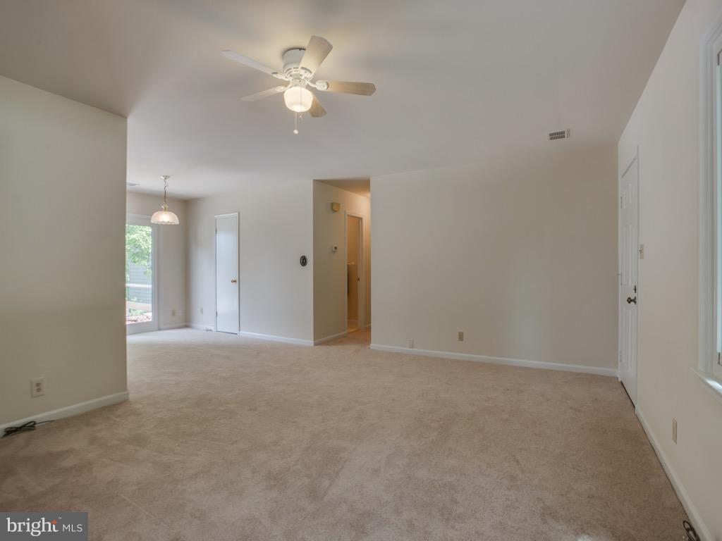 117 Choptank Road Stafford, VA 22556 - Photo 8 of 30 Dining Room