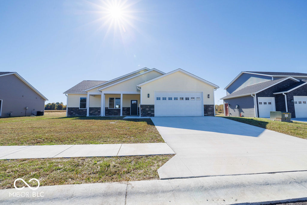 104 Pin Oak Road Spencer, IN 47460 - Photo 6 of 36