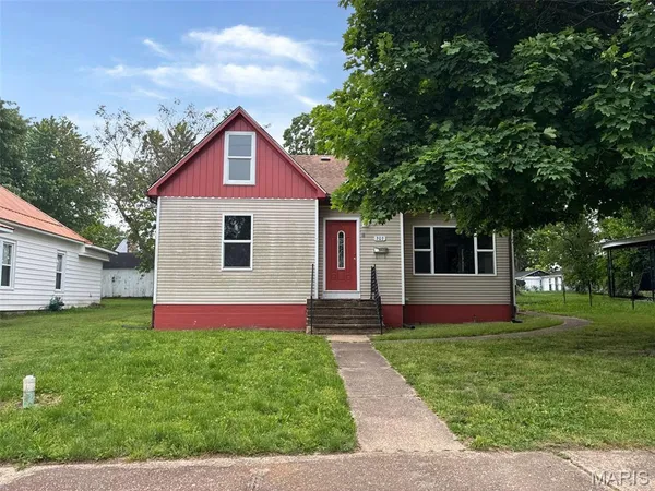 $129,900 | 303 West 8th Street, Salem, MO 65560