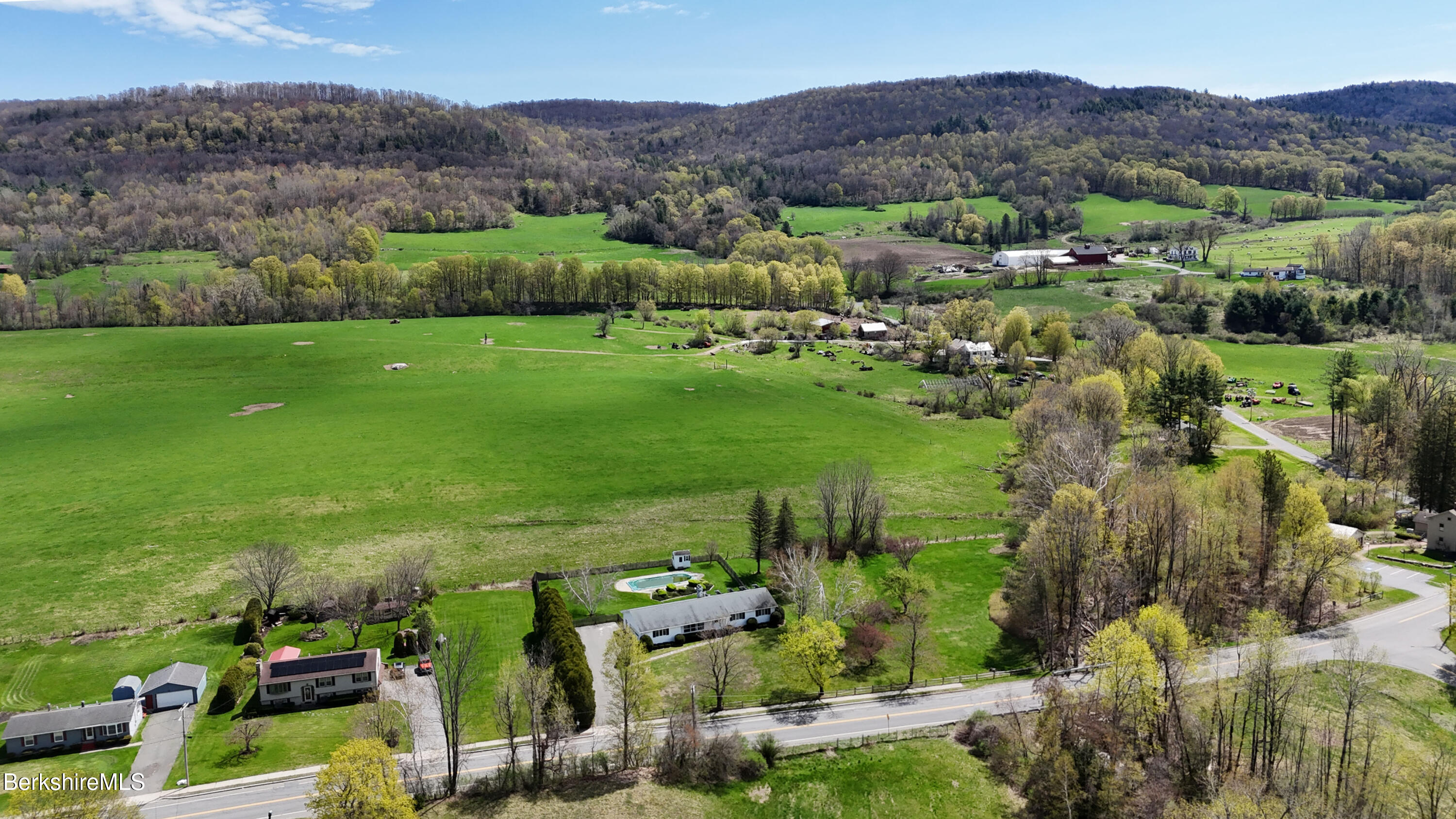 an aerial view of multiple house