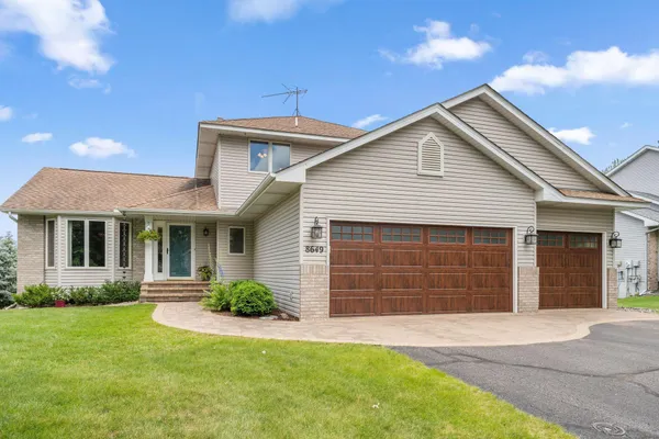 $675,000 | 8649 Alisa Lane, Chanhassen, MN 55317