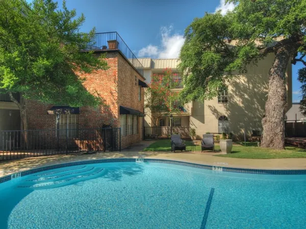 $1,250 | 910 Duncan Lane, Unit 31, Austin, TX 78705