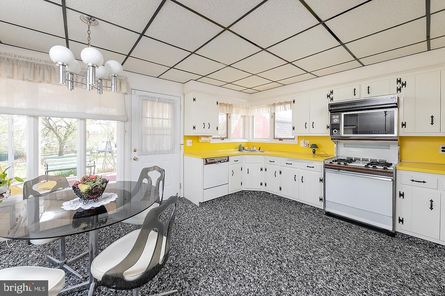 626 Vassar Road Deptford, NJ 08090 - Photo 8 of 17 Gallery Image 8