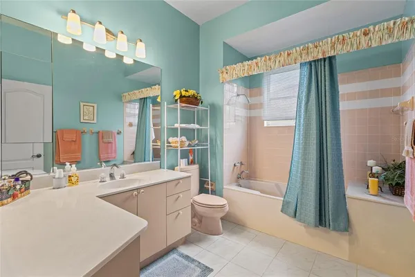 $725,000 | 832 Carnoustie Drive, Venice, FL 34293