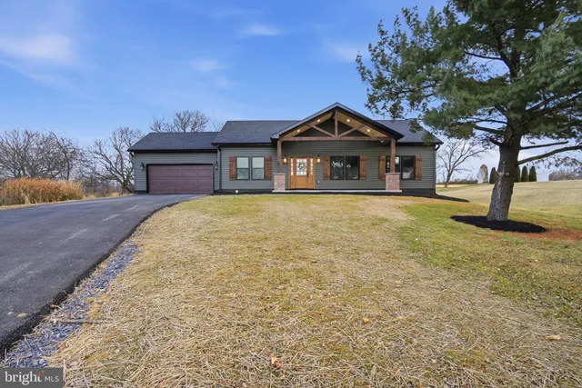 $399,900 | 960 St Thomas Williamson Road, St. Thomas, PA 17252