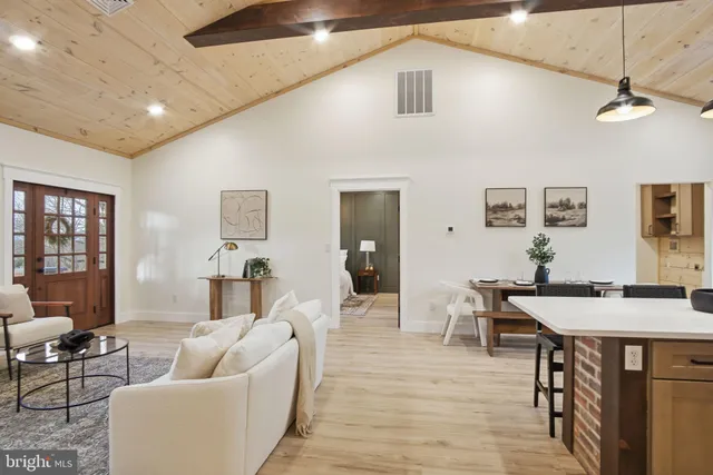 $399,900 | 960 St Thomas Williamson Road, St. Thomas, PA 17252