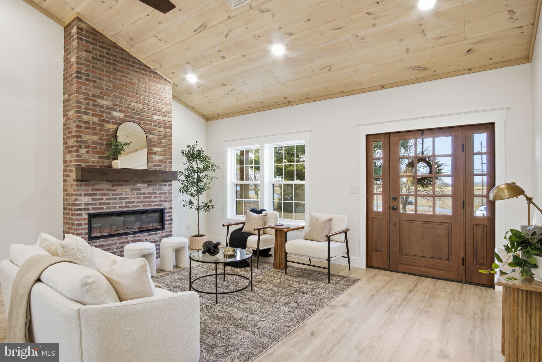 960 St Thomas Williamson Road St. Thomas, PA 17252 - Photo 4 of 31