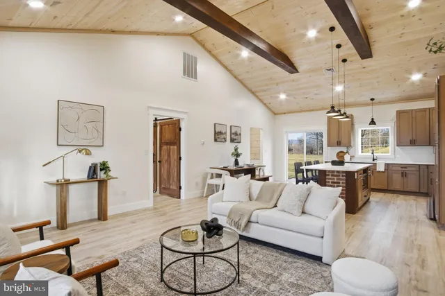 $399,900 | 960 St Thomas Williamson Road, St. Thomas, PA 17252