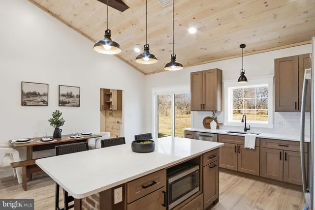 $399,900 | 960 St Thomas Williamson Road, St. Thomas, PA 17252