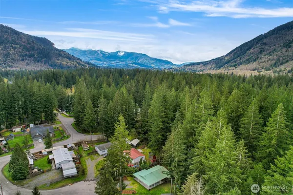 $379,000 | 6159 Cedar Lane, Maple Falls, WA 98266