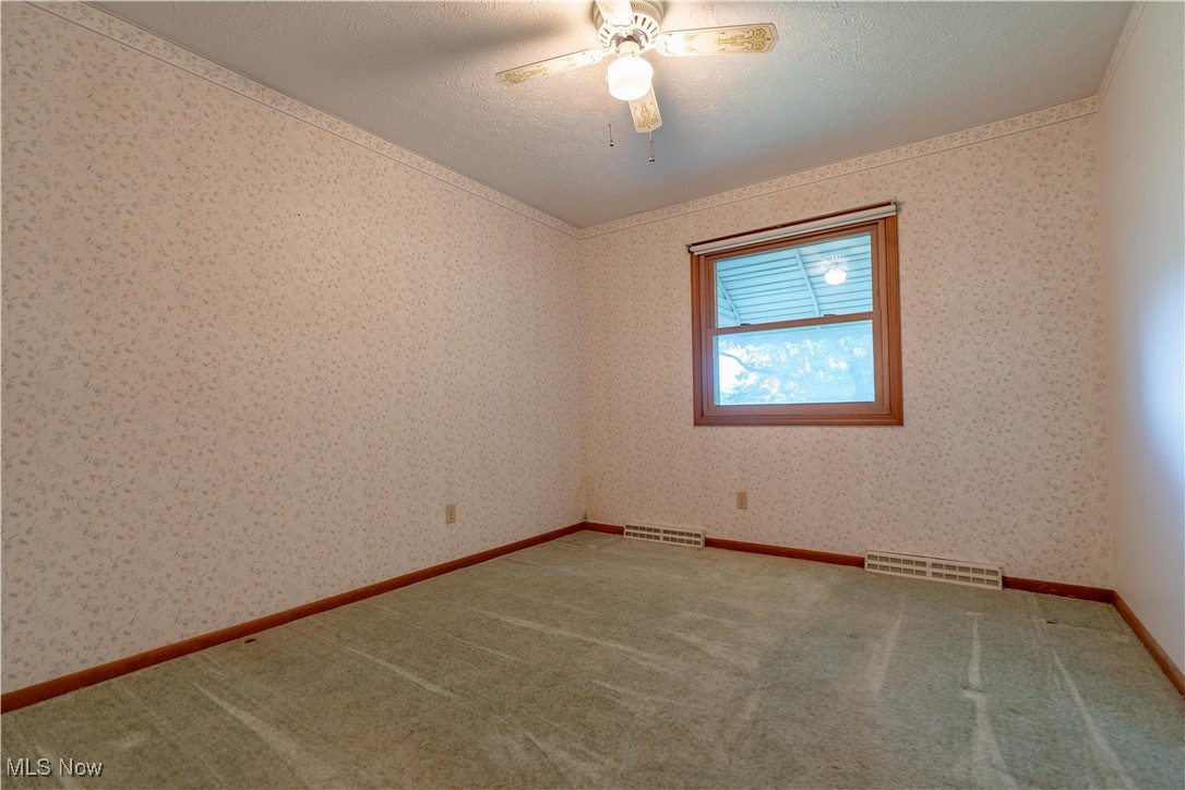 5535 Veldon Circle Northeast Canton, OH 44721 - Photo 20 of 41 Bedroom 2 of 4.