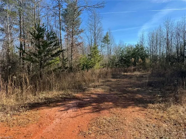 $280,000 | 1 Rock Creek Church Road, North Wilkesboro, NC 28659
