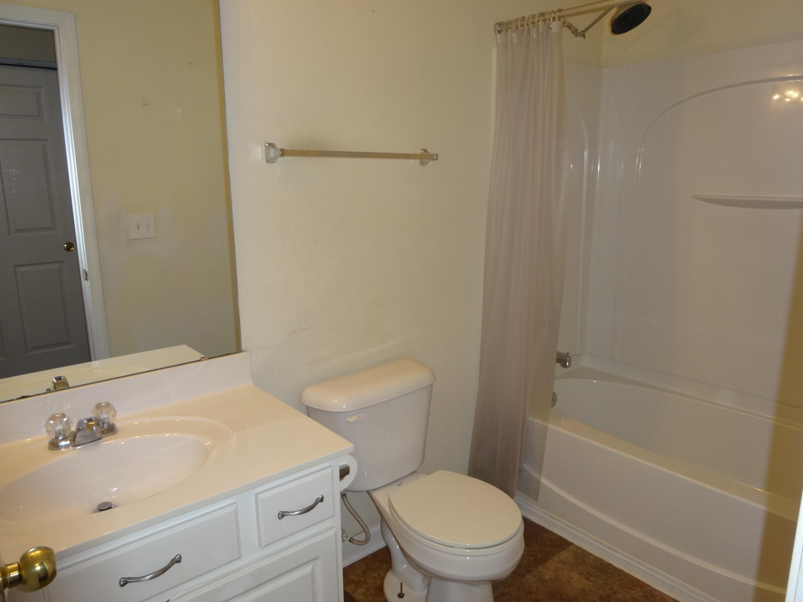 316 Edenton Road Goose Creek, SC 29445 - Photo 16 of 24 Hall Bath