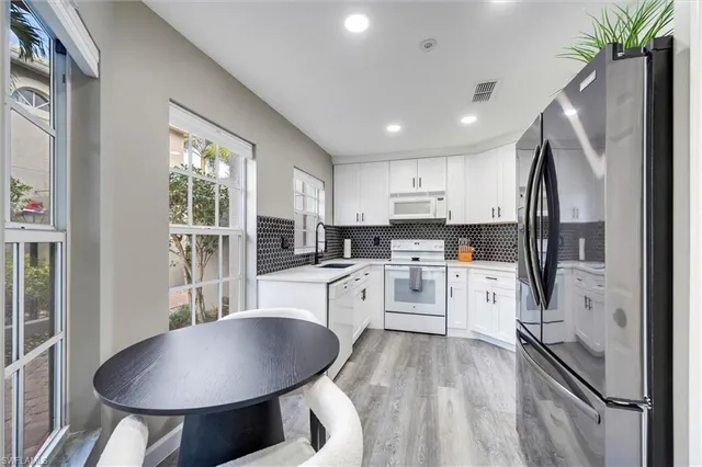 $359,900 | 28080 Cavendish Court, Unit 2006, Bonita Springs, FL 34135