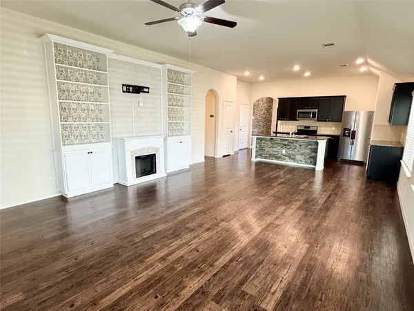 $2,200 | 3314 Jane Way, Richmond, TX 77406