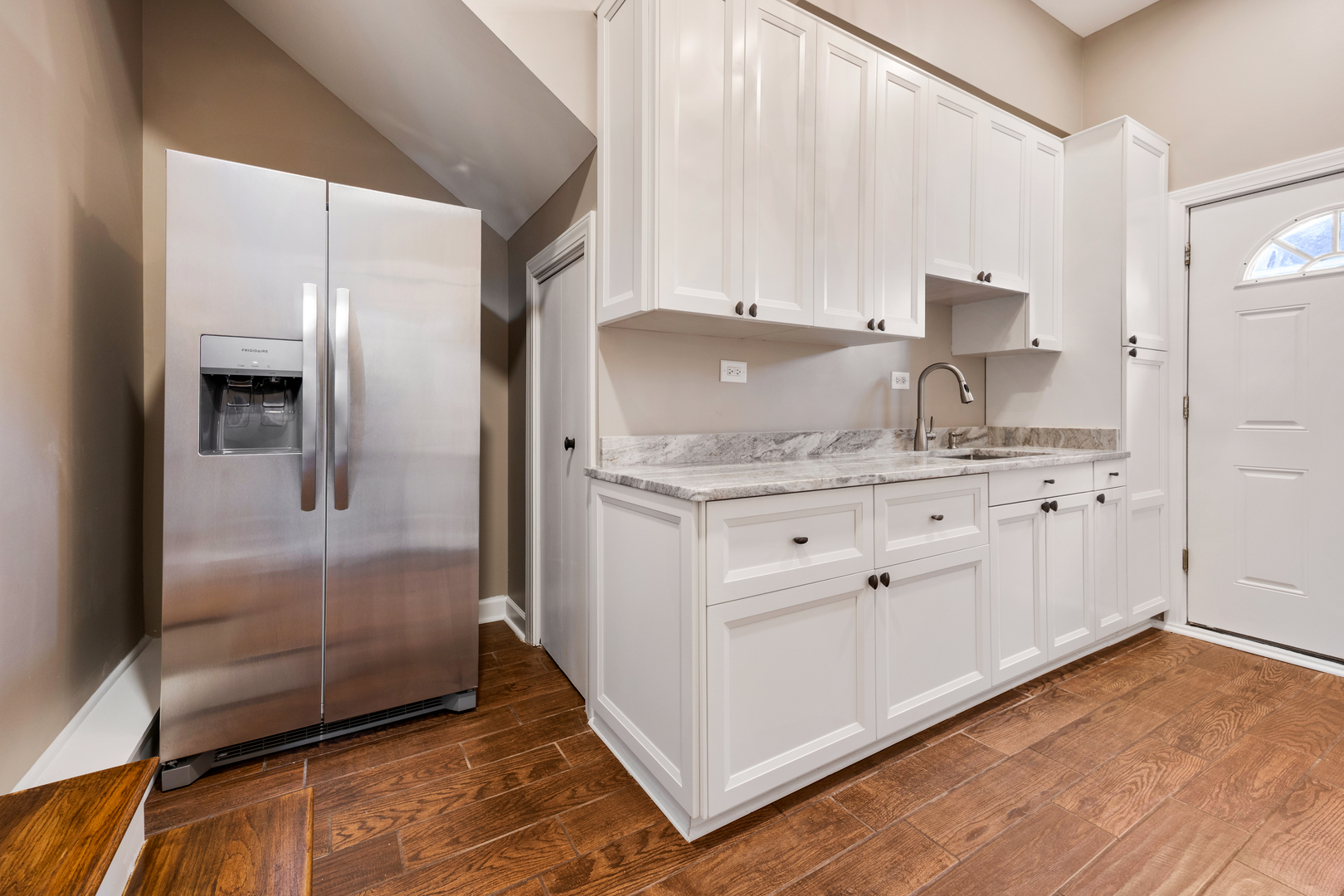 23-w531 23-w531 W Walnut Rd Road Roselle, IL 60172 - Photo 17 of 36