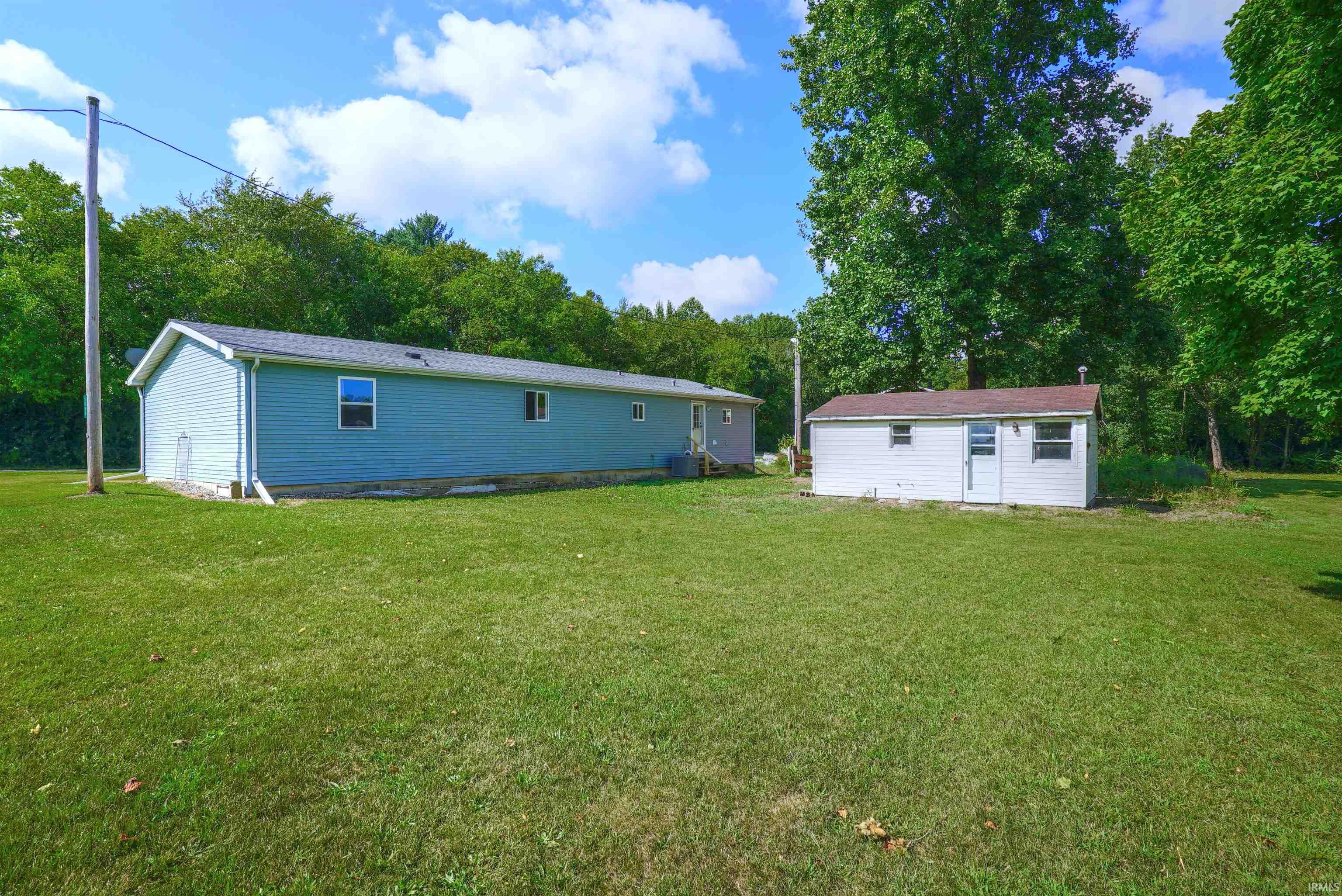 3989 North Sycamore Road Walkerton, IN 46574 - Photo 3 of 29