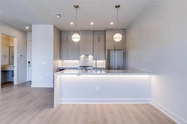 $339,000 | 1900 South Ervay Street, Unit 310, Dallas, TX 75215