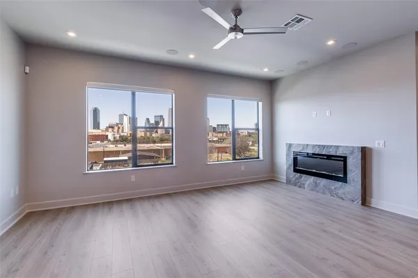 $339,000 | 1900 South Ervay Street, Unit 310, Dallas, TX 75215