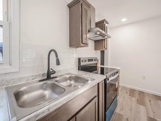 $198,400 | 3600 Waggoner Avenue, Evansville, IN 47714