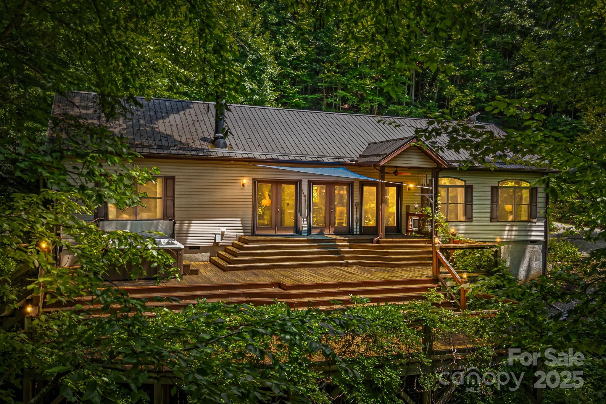 28 Back Stage Pass Leicester, NC 28748 - Photo 48 of 48 a front view of a house with garden