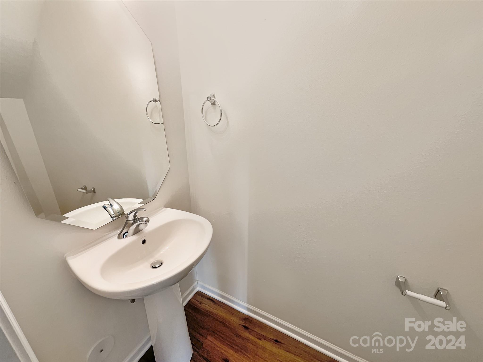 5417 Keener Ridge Road Charlotte, NC 28216 - Photo 9 of 18 Gallery Image 9