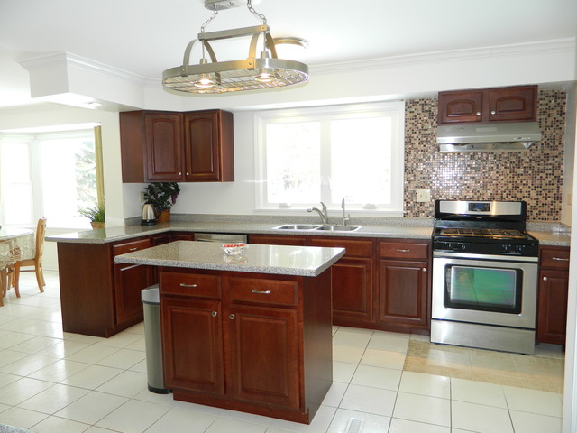 2114 Huntly Inverness, IL 60067 - Photo 7 of 25 Gallery Image 7