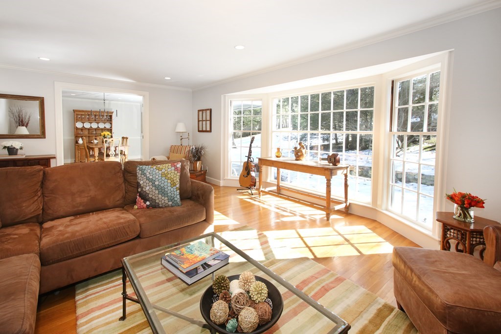 22 Stanford Road Wellesley, MA 02481 - Photo 6 of 26