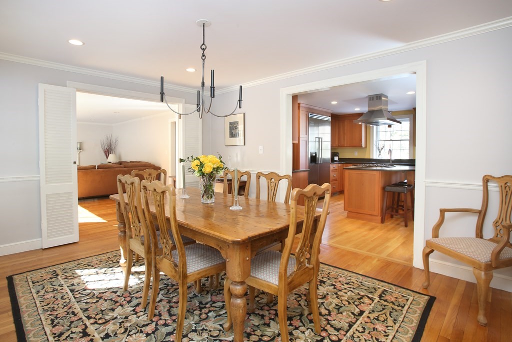 22 Stanford Road Wellesley, MA 02481 - Photo 8 of 26