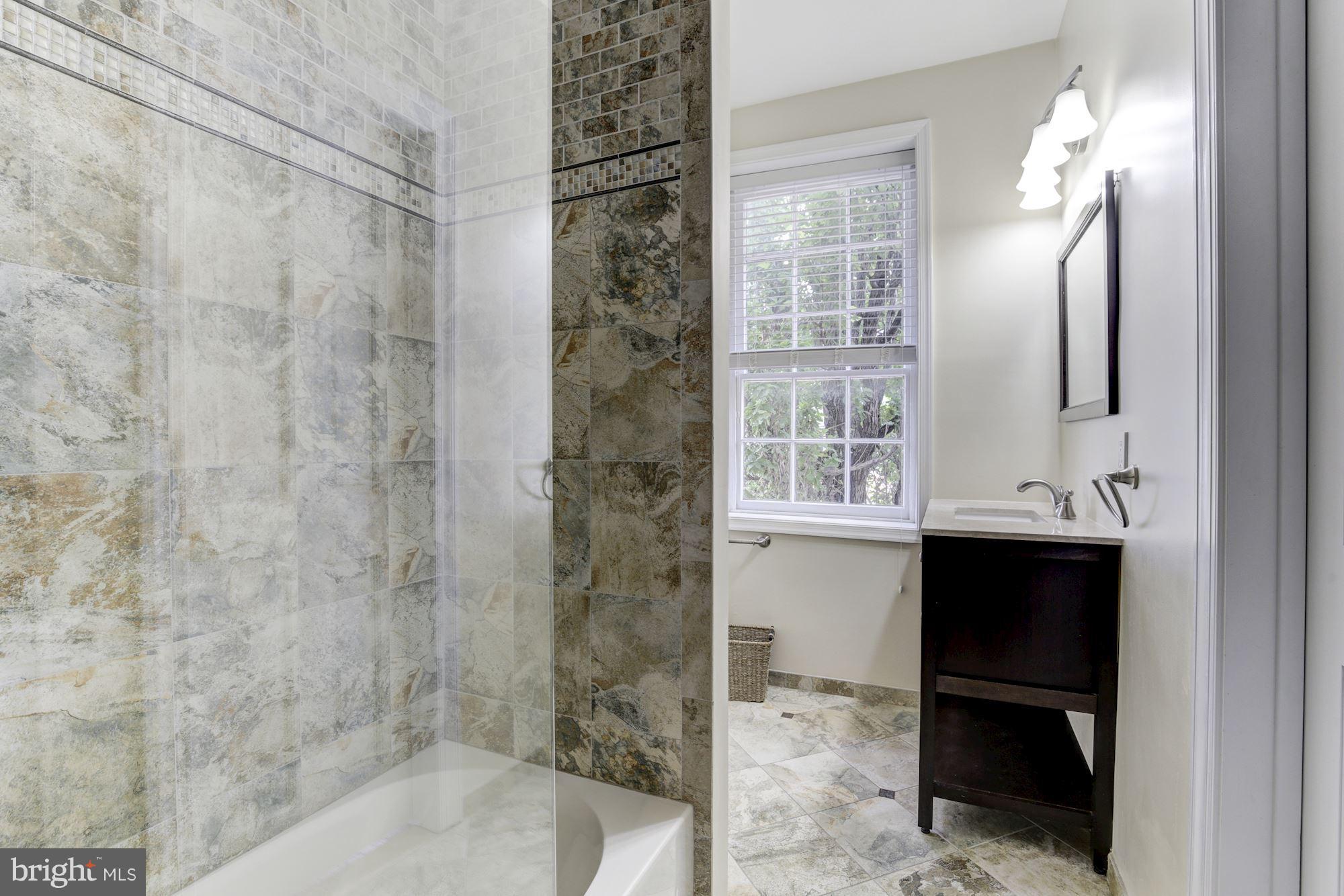 1511 33rd Street Northwest Washington, DC 20007 - Photo 12 of 15 Bath