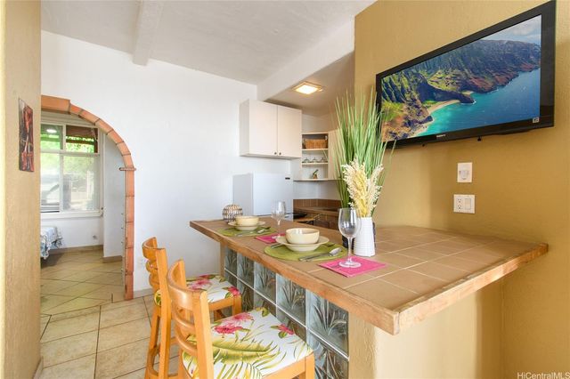 $3,888,888 | 84-940 Moaelehua Street, Waianae, HI 96792